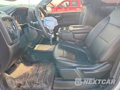Zdjęcie 7 z 12 samochodu: 2021 CHEVROLET SILVERADO C1500 VIN:3GCNWAEF5MG202079 - miniatura