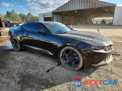 Czwarte zdjęcie samochodu z boku: 2024 CHEVROLET CAMARO LS VIN:1G1FB1RS0R0108302 - miniatura