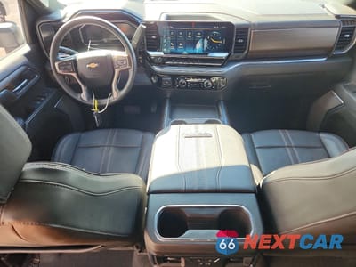 Zdjęcie 8 z 12 samochodu: 2024 CHEVROLET SILVERADO K3500 HIGH COUNTRY VIN:1GC4YVEY7RF199256 - miniatura