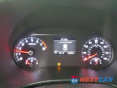 Zdjęcie 9 z 12 samochodu: 2021 KIA SOUL LX VIN:KNDJ23AU8M7779887 - miniatura