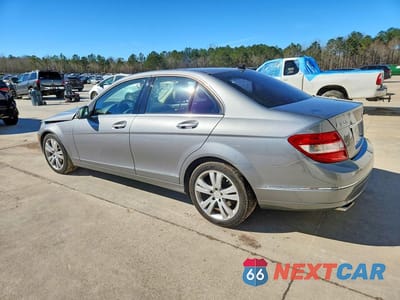 Drugie zdjęcie samochodu z przodu: 2011 MERCEDES-BENZ C 300 VIN:WDDGF5EB2BR167906 - miniatura