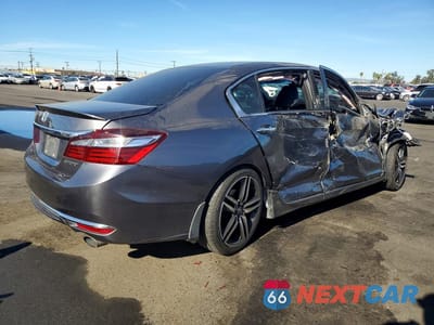 Trzecie zdjęcie samochodu z tyłu: 2017 HONDA ACCORD SPORT VIN:1HGCR2F51HA301062 - miniatura