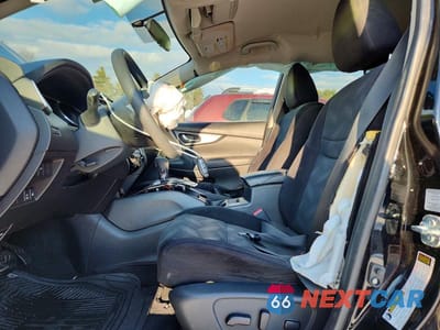 Zdjęcie 7 z 12 samochodu: 2014 NISS ROGUE VIN:5N1AT2MV9EC871848 - miniatura