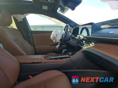 Zdjęcie 7 z 13 samochodu: 2025 TOYOTA CROWN SIGNIA XLE VIN:JTDACAAJ4S3018219 - miniatura