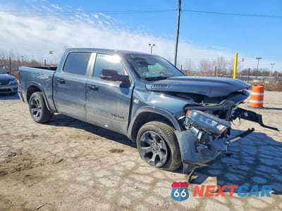 Czwarte zdjęcie samochodu z boku: 2026 RAM TRUCKS 1500 BIG HORN VIN:1C6SRFFT7TN228367 - miniatura