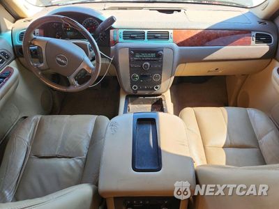 Zdjęcie 8 z 15 samochodu: 2009 GMC YUKON SLT VIN:1GKFC33039R235729 - miniatura