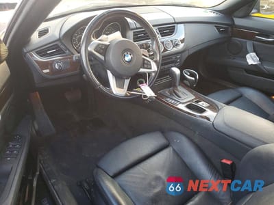 Zdjęcie 8 z 11 samochodu: 2011 BMW Z4 SDRIVE30I VIN:WBALM5C58BE378222 - miniatura