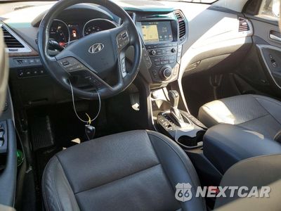 Zdjęcie 8 z 14 samochodu: 2017 HYUNDAI SANTA FE SE ULTIMATE VIN:KM8SR4HF9HU186992 - miniatura