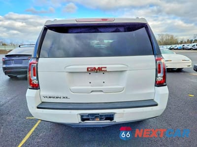 Zdjęcie 6 z 13 samochodu: 2017 GMC YUKON XL K1500 SLT VIN:1GKS2GKC4HR193655 - miniatura