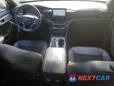 Zdjęcie 8 z 13 samochodu: 2024 FORD EXPLORER ST-LINE VIN:1FMSK8KH1RGA80641 - miniatura