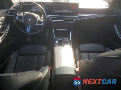 Zdjęcie 8 z 12 samochodu: 2023 BMW 330I VIN:3MW69FF03P8C79967 - miniatura