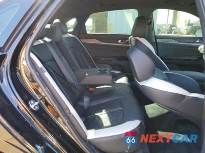 Zdjęcie 10 z 12 samochodu: 2026 KIA K5 GT-LINE VIN:KNAG64J7XT5452803 - miniatura
