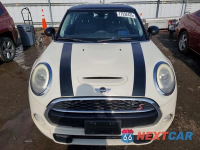 Piąte zdjęcie samochodu w środku: 2015 MINI COOPER 2D S VIN:WMWXP7C57FT740899 - miniatura