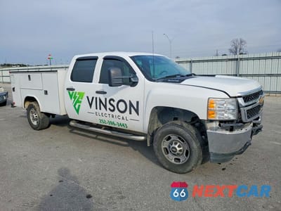 Czwarte zdjęcie samochodu z boku: 2013 CHEV SILVERADO K2500 HEAVY DUTY VIN:1GB1KVCG8DF181604 - miniatura