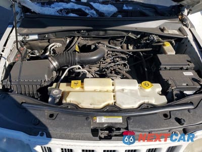 Zdjęcie 12 z 13 samochodu: 2011 JEEP LIBERTY SPORT VIN:1J4PN2GK4BW536110 - miniatura