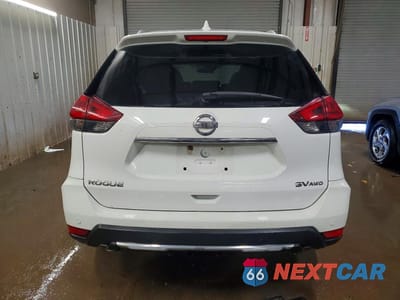 Zdjęcie 6 z 12 samochodu: 2020 NISSAN ROGUE SV VIN:5N1AT2MV0LC744645 - miniatura