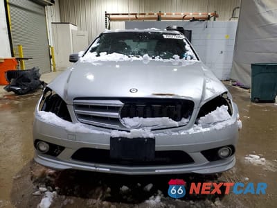 Piąte zdjęcie samochodu w środku: 2010 MERCEDES-BENZ C 300 4MATIC VIN:WDDGF8BBXAF448115 - miniatura