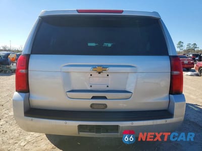 Zdjęcie 6 z 13 samochodu: 2019 CHEVROLET SUBURBAN K1500 LT VIN:1GNSKHKC2KR394535 - miniatura