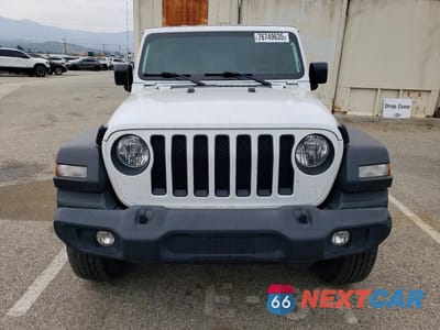 Piąte zdjęcie samochodu w środku: 2022 JEEP WRANGLER UNLIMITED SPORT VIN:1C4HJXDN4NW195670 - miniatura