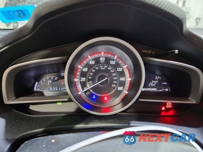 Zdjęcie 9 z 12 samochodu: 2016 MAZDA 3 SPORT VIN:JM1BM1U70G1344412 - miniatura