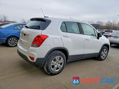 Trzecie zdjęcie samochodu z tyłu: 2017 CHEVROLET TRAX LS VIN:3GNCJKSB3HL207654 - miniatura