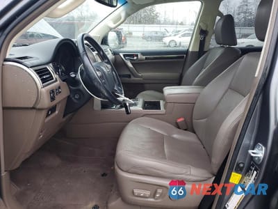 Zdjęcie 7 z 12 samochodu: 2019 LEXUS GX 460 VIN:JTJBM7FX0K5215178 - miniatura