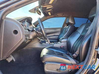 Zdjęcie 7 z 12 samochodu: 2021 CHRYSLER 300 S VIN:2C3CCABG6MH529351 - miniatura