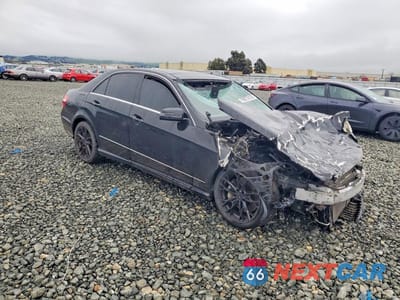 Czwarte zdjęcie samochodu z boku: 2010 MERCEDES-BENZ E 550 4MATIC VIN:WDDHF9AB7AA160609 - miniatura