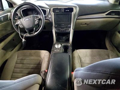 Zdjęcie 8 z 12 samochodu: 2019 FORD FUSION SE VIN:3FA6P0LU4KR206273 - miniatura
