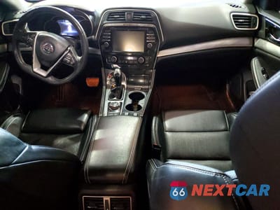 Zdjęcie 8 z 12 samochodu: 2017 NISSAN MAXIMA 3.5S VIN:1N4AA6AP5HC398483 - miniatura
