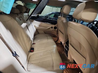 Zdjęcie 11 z 13 samochodu: 2015 BMW X5 XDRIVE35D VIN:5UXKS4C52F0N08740 - miniatura