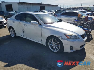 Czwarte zdjęcie samochodu z boku: 2013 LEXUS IS VIN:JTHBF5C25D5185610 - miniatura