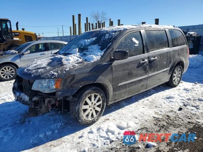 2016 CHRYSLER TOWN AND C 2C4RC1BG2GR111177 - główne zdjęcie licytacji z USA - miniatura