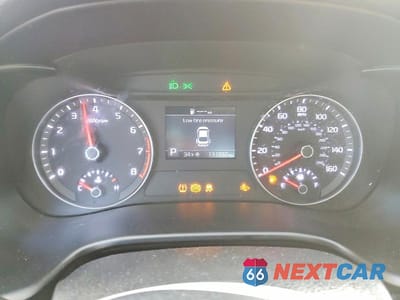 Zdjęcie 9 z 11 samochodu: 2019 KIA FORTE LXS VIN:3KPF24AD5KE080077 - miniatura