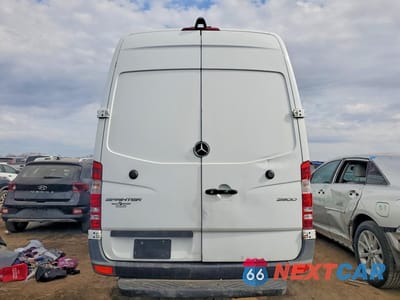 Zdjęcie 6 z 11 samochodu: 2018 MERCEDES BENZ SPRINTER 2500 VIN:WD3PE8CD7JP584980 - miniatura