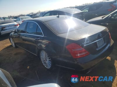 Drugie zdjęcie samochodu z przodu: 2010 MERCEDES-BENZ S 550 4MATIC VIN:WDDNG8GB7AA339735 - miniatura