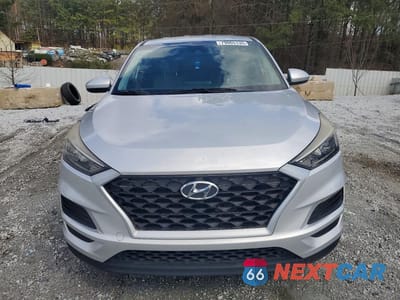 Piąte zdjęcie samochodu w środku: 2019 HYUNDAI TUCSON SE VIN:KM8J23A43KU903266 - miniatura