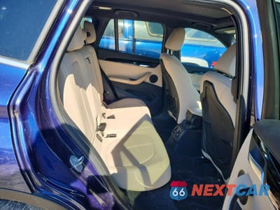 Zdjęcie 11 z 12 samochodu: 2018 BMW X1 XDRIVE28I VIN:WBXHT3C39J3H30089 - miniatura