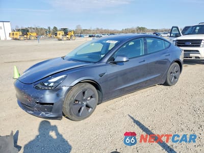 2022 TESLA MODEL 3 5YJ3E1EB8NF113170 - główne zdjęcie licytacji z USA - miniatura