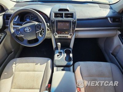 Zdjęcie 8 z 11 samochodu: 2014 TOYOTA CAMRY LE VIN:4T1BF1FK0EU382001 - miniatura