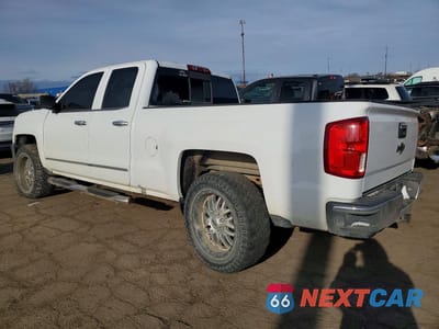 Drugie zdjęcie samochodu z przodu: 2018 CHEVROLET SILVERADO K1500 LTZ VIN:1GCVKSEC3JZ308937 - miniatura