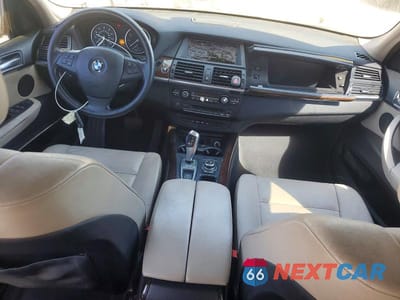Zdjęcie 8 z 13 samochodu: 2013 BMW X5 XDRIVE35I VIN:5UXZV4C53D0B01578 - miniatura
