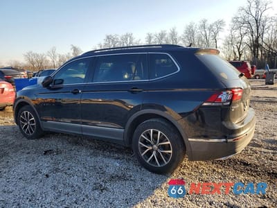 Drugie zdjęcie samochodu z przodu: 2018 VOLKSWAGEN TIGUAN SE VIN:3VV3B7AX7JM199818 - miniatura