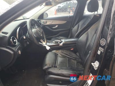 Zdjęcie 8 z 12 samochodu: 2015 MERCEDES-BENZ C 300 4MATIC VIN:55SWF4KB2FU024811 - miniatura