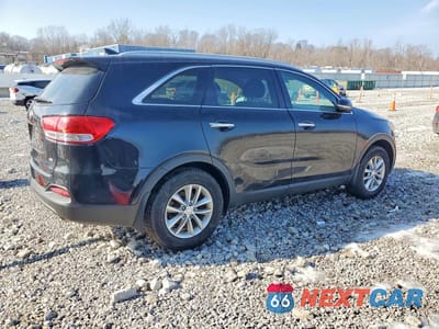 Trzecie zdjęcie samochodu z tyłu: 2018 KIA SORENTO LX VIN:5XYPG4A35JG357308 - miniatura