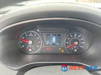 Zdjęcie 9 z 13 samochodu: 2019 KIA SORENTO L VIN:5XYPG4A33KG551532 - miniatura