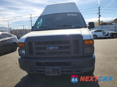 Piąte zdjęcie samochodu w środku: 2009 FORD E150 AMBULANCE VIN:1FTNS14W99DA40443 - miniatura