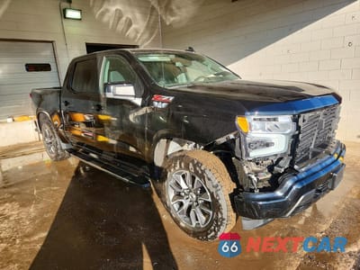 Czwarte zdjęcie samochodu z boku: 2024 CHEVROLET SILVERADO K1500 RST VIN:2GCUDEED7R1213186 - miniatura