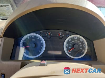 Zdjęcie 9 z 12 samochodu: 2008 FORD ESCAPE XLT VIN:1FMCU03118KB50135 - miniatura