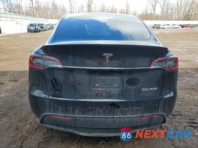Zdjęcie 6 z 12 samochodu: 2021 TESLA MODEL Y VIN:5YJYGDEF4MF202222 - miniatura
